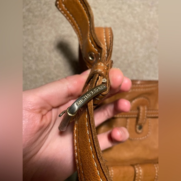 Michael Kors leather crossbody bag - Picture 8 of 16